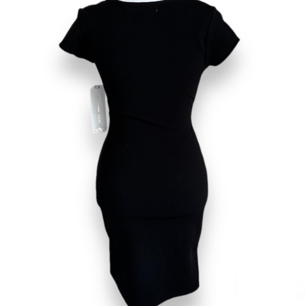 NEW DRESS - Picture 4 of 4